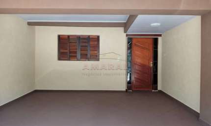 Casa com 3 quartos à venda na Rua Porto Seguro, Jardim Santo Antônio, Poá, 263 m2 por R$ 430.000
