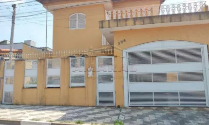 Casa com 3 quartos à venda na Rua Camilo Scurço, Vila Figueira, Suzano, 230 m2 por R$ 640.000