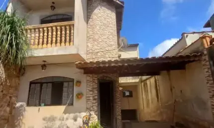 Casa com 3 quartos à venda na Rua João Feliciano da Silva, Jardim do Bosque, Suzano, 210 m2 por R$ 800.000