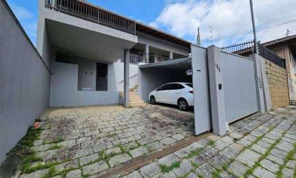 Casa com 4 dormitórios à venda, 302 m² por R$ 650.000,00 - Água Verde - Blumenau/SC