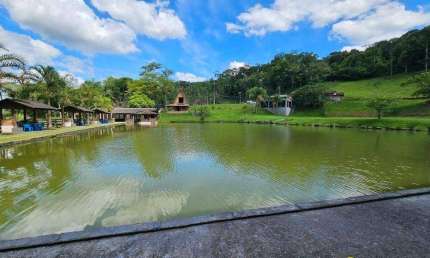 Sítio com 3 dormitórios à venda, 50366 m² por R$ 1.700.000,00 - Vila Itoupava - Blumenau/SC