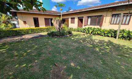 Casa com 5 dormitórios à venda, 255 m² por R$ 850.000,00 - Escola Agrícola - Blumenau/SC