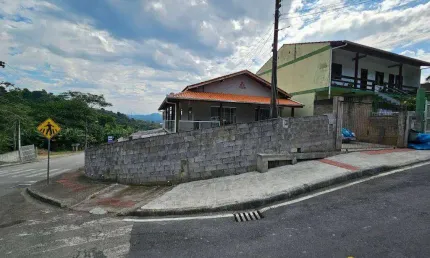 Casa com 2 dormitórios à venda, 196 m² por R$ 690.000,00 - Escola Agrícola - Blumenau/SC