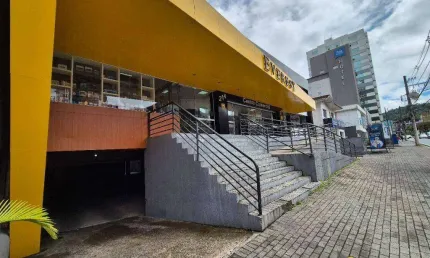 Prédio à venda, 800 m² por R$ 4.500.000,00 - Centro (Blumenau) - Blumenau/SC