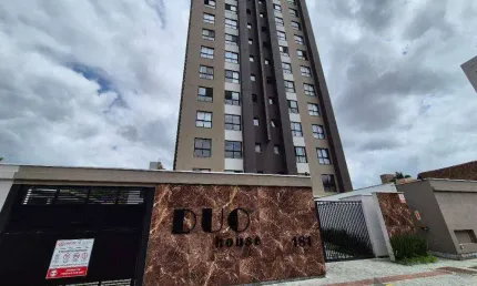 Apartamento com 2 dormitórios para alugar, 56 m² por r$ 2.550,00/mês - boa vista - blumenau/sc