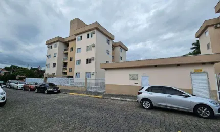 Apartamento com 3 dormitórios à venda, 81 m² por R$ 365.000,00 - Escola Agrícola - Blumenau/SC