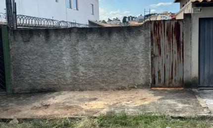 Terreno à venda na Rua Dom Aristides, 32, Parque Xangri-Lá, Contagem