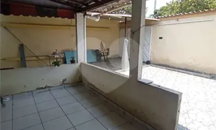 Casa térrea com 5 quartos à venda em Santa Cruz - RJ