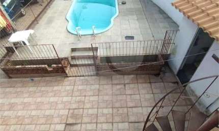 Condomínio com 6 quartos à venda em Campo Grande - RJ