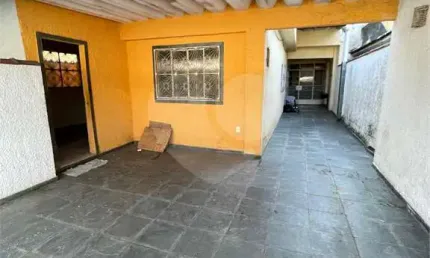 Casa com 3 quartos para alugar na São Teodósio, Inhoaíba, Rio de Janeiro