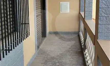 Casa com 2 quartos para locação em Campo Grande - RJ