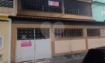 Casa com 3 quartos à venda ou para locação em Senador Camará - RJ