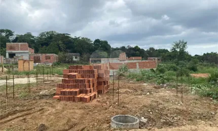 Terreno à venda na Jaqueiras, Campo Grande, Rio de Janeiro