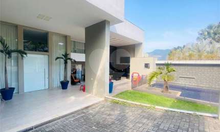 Condomínio com 4 quartos à venda em Campo Grande - RJ