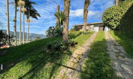Casa com 3 quartos à venda na Nilton Jacob Broering, 1, Centro, Santo Amaro da Imperatriz por R$ 1.780.000