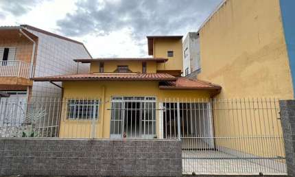 Casa com 5 quartos à venda na Rua Campo Alegre, 34, Bela Vista, São José por R$ 740.000