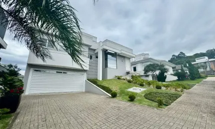 Casa em condomínio fechado com 4 quartos à venda na Rua João Bernadino da Rosa, 353, Pedra Branca, Palhoça por R$ 4.800.000