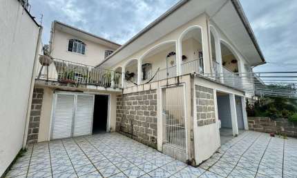 Casa com 3 quartos à venda na Manoel Cardoso, 51, Capoeiras, Florianópolis por R$ 990.000