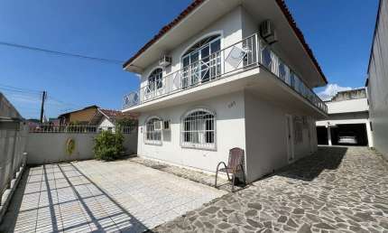 Casa com 5 quartos à venda na Antônio Jacinto de Melo, 107, Forquilhinhas, São José por R$ 834.000