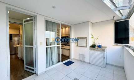 Apartamento com 3 quartos à venda na Rua Jomilda Camargo da Cunha, 293, Kobrasol, São José por R$ 990.000