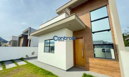 Casa com 3 quartos à venda na Euclasio, 7, Bela Vista, Palhoça por R$ 590.000