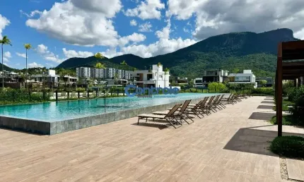 Terreno em condomínio fechado à venda na rua lagoinha, 1, pedra branca, palhoça por r$ 980.000