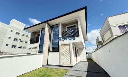 Casa com 3 quartos à venda na Rua Bráulio Felipe, 14, Barra do Aririú, Palhoça por R$ 520.000