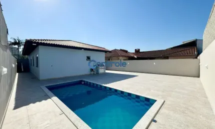 Casa com 3 quartos à venda na Rua Antenor Valentin da Silva, 1705, Ipiranga, São José por R$ 1.050.000