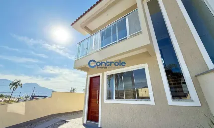 Casa com 2 quartos à venda na Rua Paysage Sul, 81, Bela Vista, Palhoça por R$ 430.000