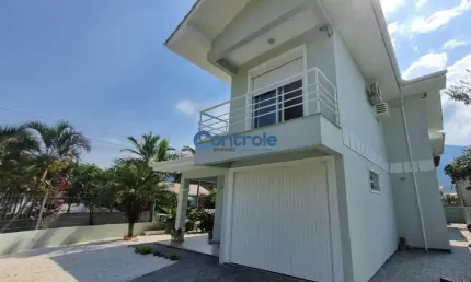 Casa com 3 quartos à venda na rua olinda olídia vieira, 297, praia de fora, palhoça por r$ 1.500.000