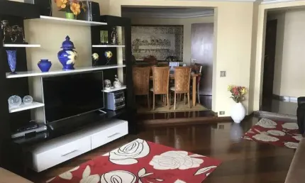 APTO NO JD ANÁLIA FRANCO, SEMI MOBILIADO, 02 VAGAS !!