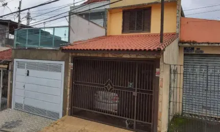 Ótimo sobrado a venda na vila amália, 03 dormitórios, 02 vagas !!