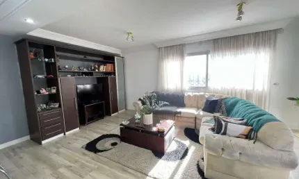 Apto a venda no jd anália franco, 04 dormitórios sendo 1 suíte, semi mobiliado, 02 vagas !!