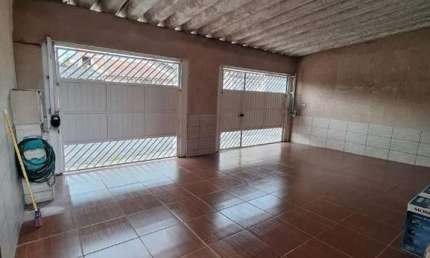 Casa com 3 quartos à venda na Rua Beatriz de Melo, 452, Jardim Lucinda, São Paulo