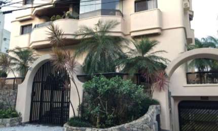COBERTURA NO GUARUJÁ, SEMI MOBILIADO, ÁREA GOURMET, PISCINA, 03 VAGAS !!