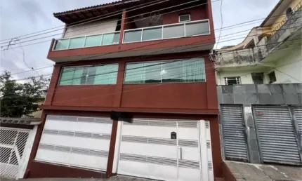 SOBRADO NA VILA CARRÃO, 03 DORMITÓRIOS, CHURRASQUEIRA, JACUZZI, 02 VAGAS !!