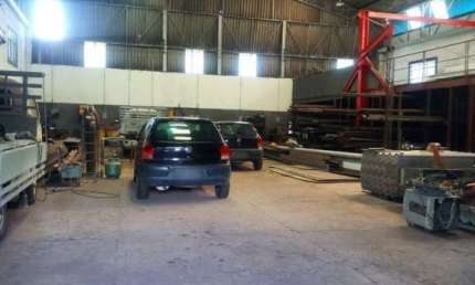Prédio comercial com galpão industrial Perto da Av Sabará e Marginal Pinheiros