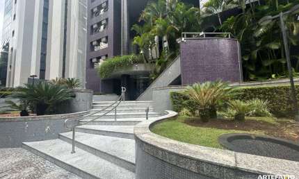 Sala Comercial com privacidade (andar semi exclusivo)- Próximo a ponte Estaiada