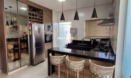 Apartamento com 3 dormitórios no bairro Três Colinas