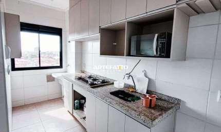 Apartamento com 02 dormitórios no bairro Vila Nicácio em Franca/SP