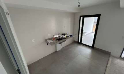 Apartamento Novo, Lindo com 110 m2 com 2 suítes e 2 vagas de garagem.