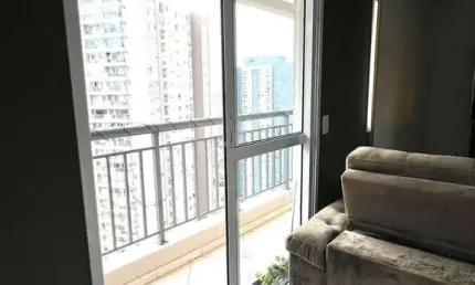 Semi mobiliado- apto de 66m2 -  2 dorm sendo uma suíte,varanda, 2 vagas de carro