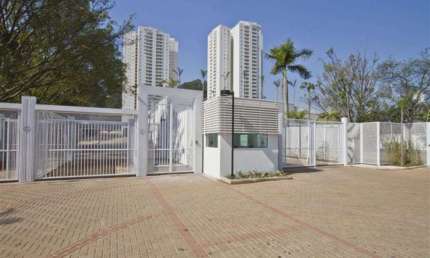 Lazer Incrivel, amplo apartamento está 3 dormitórios e tem 2 vagas de garagem