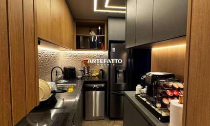 Apartamento NOVO, Com Armários, 67m2, com ar condicionado, 1 Depósito na Garagem