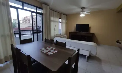 Apartamento espaçoso a duas quadras da orla de itaguá