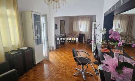 Casa com 2 quartos à venda na Rua Estêvão Leão Bourroul, 2058, Centro, Franca
