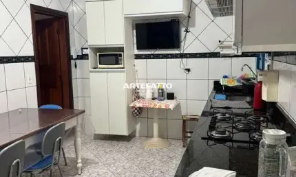 Casa com 3 dormitórios no bairro Vila Santa Maria do Carmo