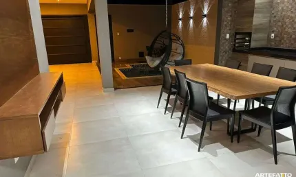 Casa com 3 dormitórios no bairro Zanetti em Franca/SP