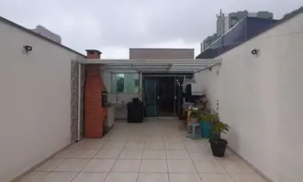Apartamento com sensação de casa. Bem residencial. Familiar. Exclusivo