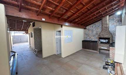 Casa em condomínio reformada com 4 Dorm (1suite)-Quintal maravilhoso-4 vagas